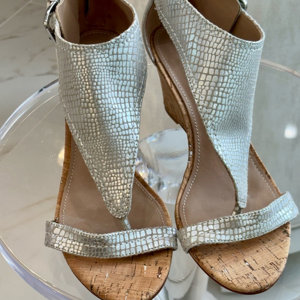 Donald J. Pliner Silver Textured Wedges - Picture 8 of 9